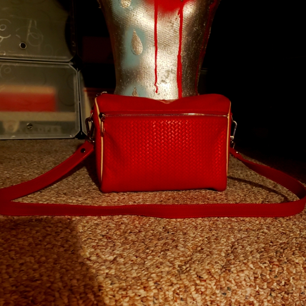 Laudi Vidni Leather Purse